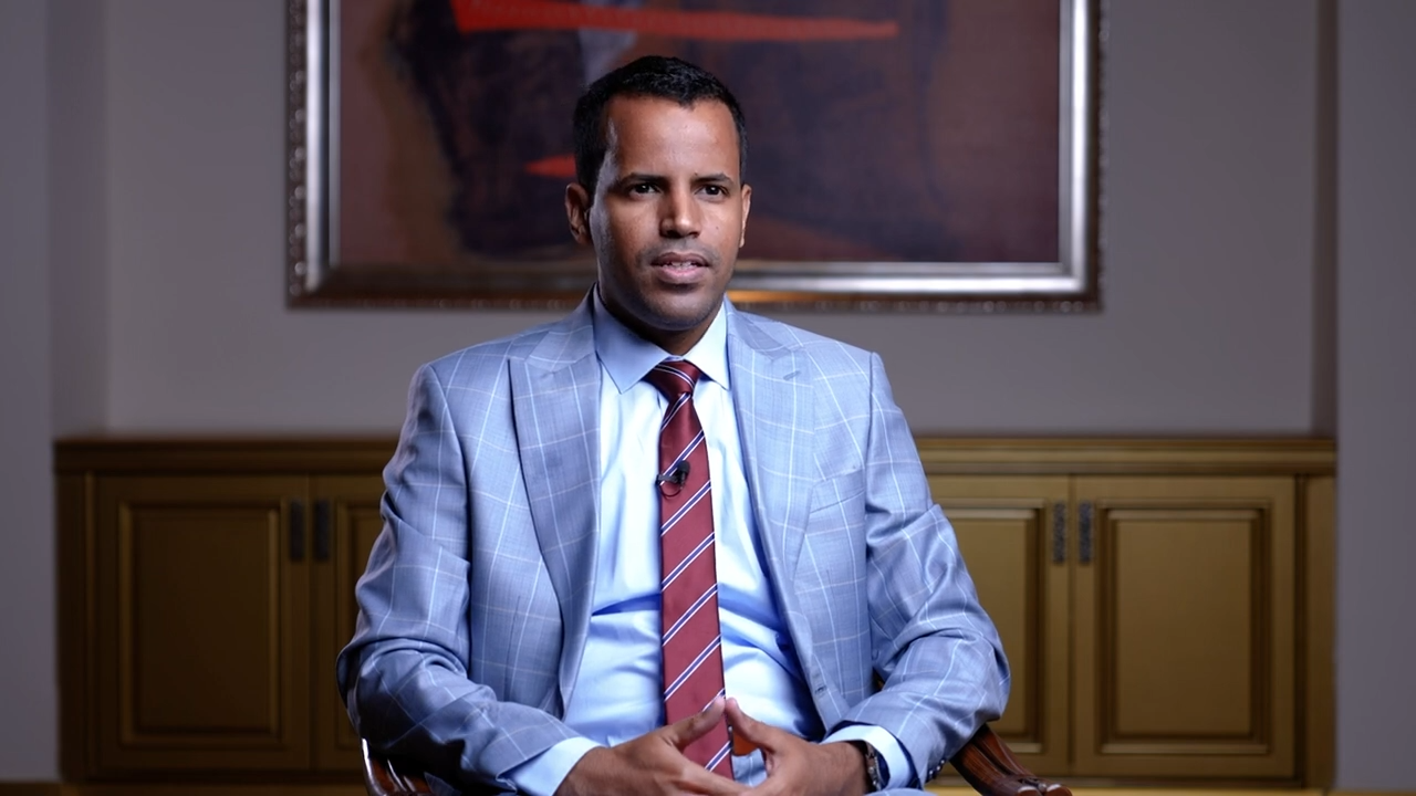 محمد عبد الودود أبغش، فائز في الدورة الثانية لجائزة الكتاب العربي